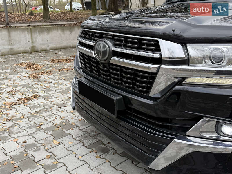 Внедорожник / Кроссовер Toyota Land Cruiser 2016 в Тернополе