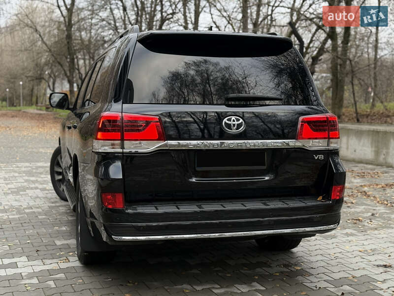 Внедорожник / Кроссовер Toyota Land Cruiser 2016 в Тернополе