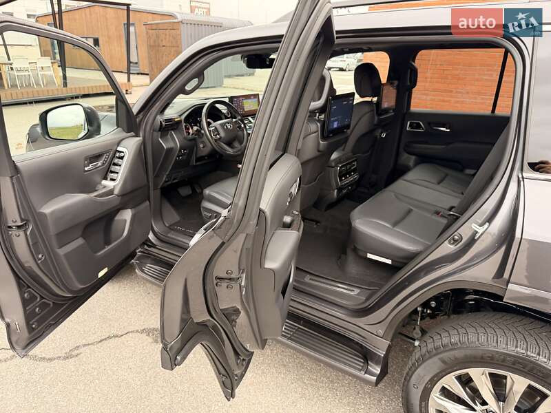 Внедорожник / Кроссовер Toyota Land Cruiser 2023 в Киеве
