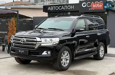 Внедорожник / Кроссовер Toyota Land Cruiser 2016 в Киеве