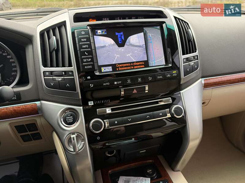 Внедорожник / Кроссовер Toyota Land Cruiser 2013 в Киеве фото 9 Внедорожник / Кроссовер Toyota Land Cruiser 2013 в Киеве