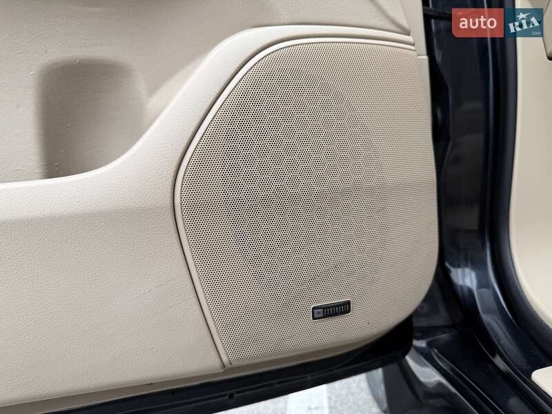 Внедорожник / Кроссовер Toyota Land Cruiser 2013 в Киеве фото 17 Внедорожник / Кроссовер Toyota Land Cruiser 2013 в Киеве