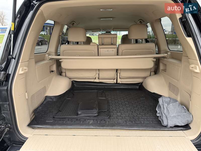 Внедорожник / Кроссовер Toyota Land Cruiser 2013 в Киеве фото 38 Внедорожник / Кроссовер Toyota Land Cruiser 2013 в Киеве