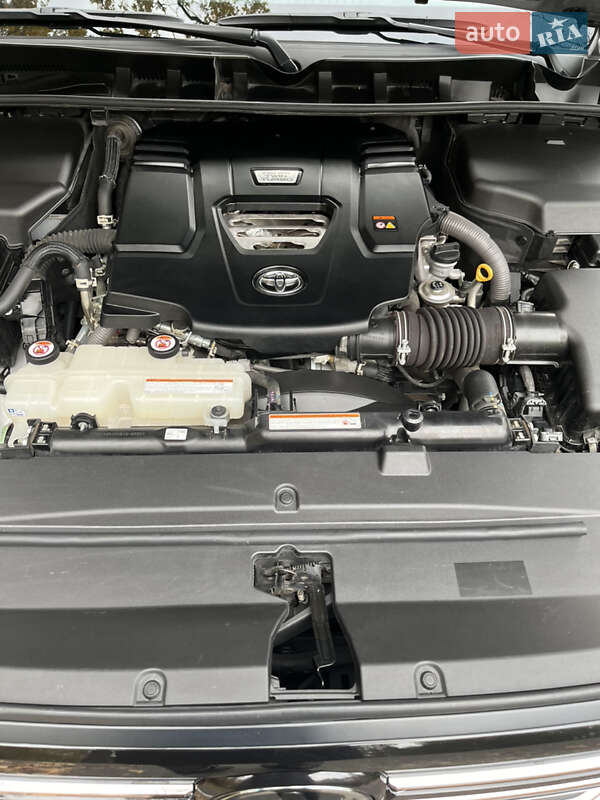Внедорожник / Кроссовер Toyota Land Cruiser 2021 в Киеве фото 19 Внедорожник / Кроссовер Toyota Land Cruiser 2021 в Киеве