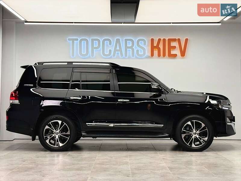 Внедорожник / Кроссовер Toyota Land Cruiser 2020 в Киеве