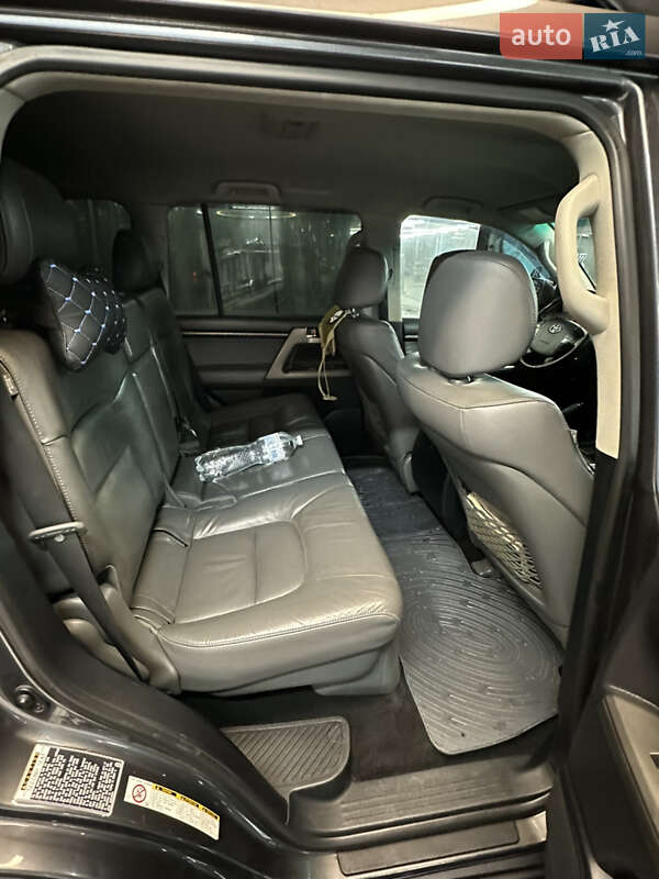 Внедорожник / Кроссовер Toyota Land Cruiser 2010 в Киеве фото 10 Внедорожник / Кроссовер Toyota Land Cruiser 2010 в Киеве