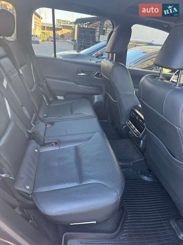 Внедорожник / Кроссовер Toyota Land Cruiser 2022 в Львове фото 30 Внедорожник / Кроссовер Toyota Land Cruiser 2022 в Львове