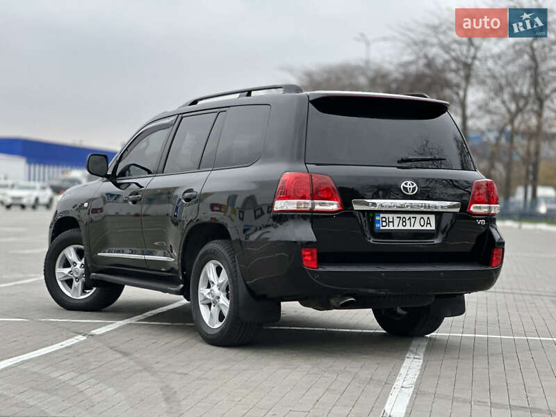 Внедорожник / Кроссовер Toyota Land Cruiser 2010 в Одессе фото 16 Внедорожник / Кроссовер Toyota Land Cruiser 2010 в Одессе