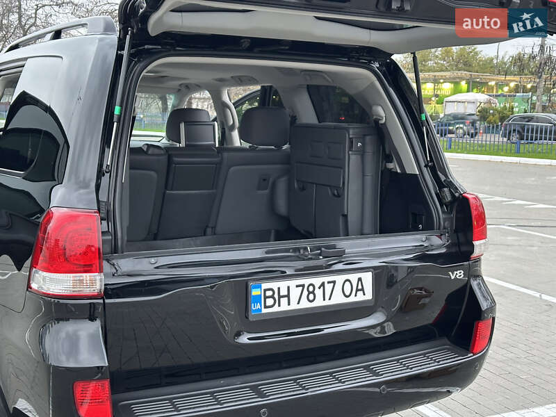 Внедорожник / Кроссовер Toyota Land Cruiser 2010 в Одессе фото 28 Внедорожник / Кроссовер Toyota Land Cruiser 2010 в Одессе