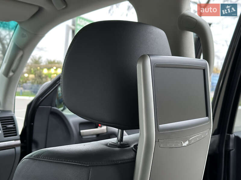 Внедорожник / Кроссовер Toyota Land Cruiser 2010 в Одессе фото 41 Внедорожник / Кроссовер Toyota Land Cruiser 2010 в Одессе