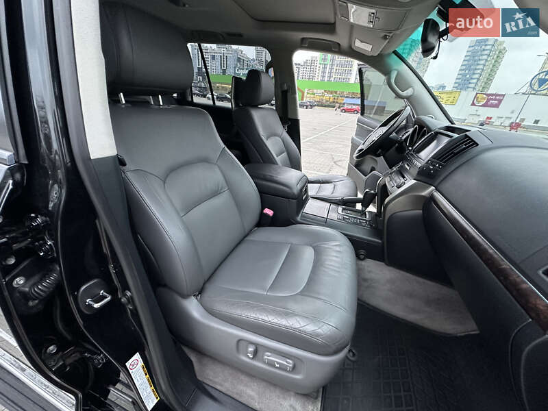 Внедорожник / Кроссовер Toyota Land Cruiser 2010 в Одессе фото 47 Внедорожник / Кроссовер Toyota Land Cruiser 2010 в Одессе