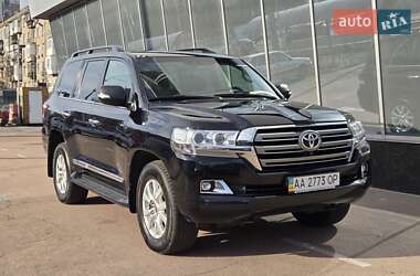 Позашляховик / Кросовер Toyota Land Cruiser 2016 в Києві