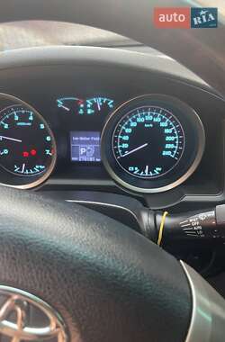 Внедорожник / Кроссовер Toyota Land Cruiser 2008 в Корце