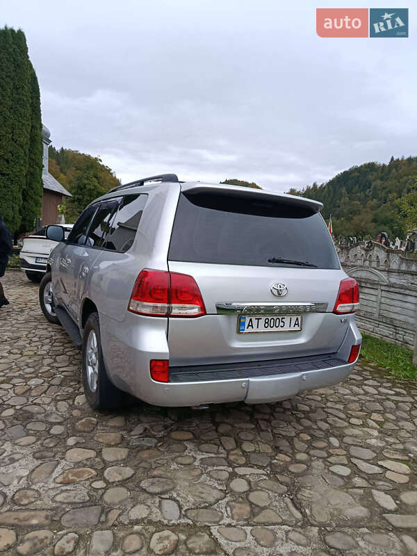 Внедорожник / Кроссовер Toyota Land Cruiser 2008 в Ивано-Франковске фото 2 Внедорожник / Кроссовер Toyota Land Cruiser 2008 в Ивано-Франковске