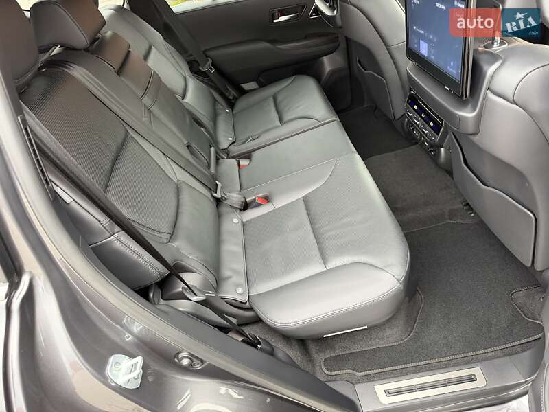 Внедорожник / Кроссовер Toyota Land Cruiser 2023 в Киеве