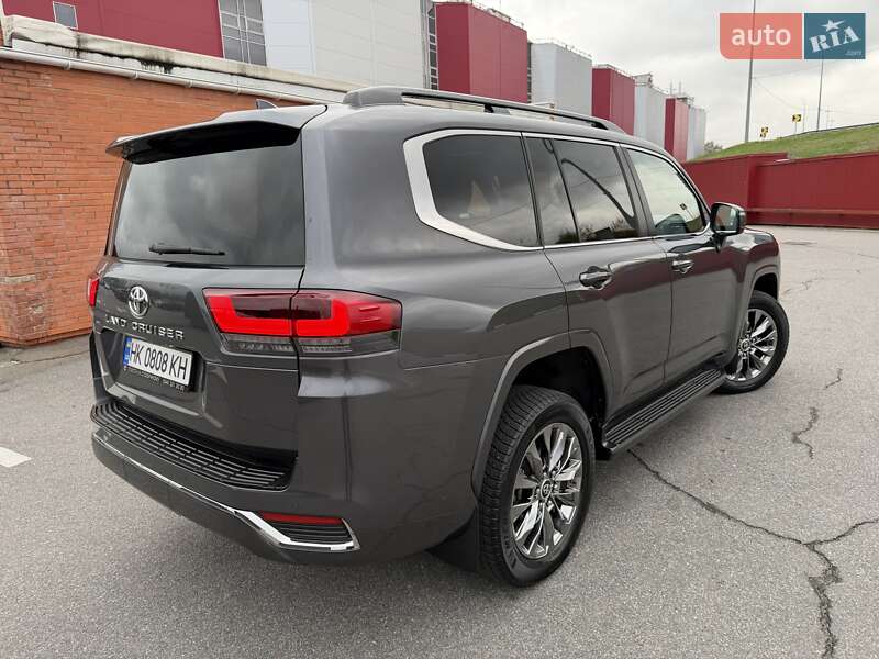 Внедорожник / Кроссовер Toyota Land Cruiser 2023 в Киеве