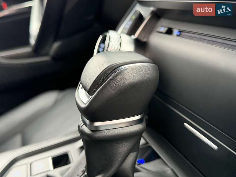 Внедорожник / Кроссовер Toyota Land Cruiser 2023 в Киеве