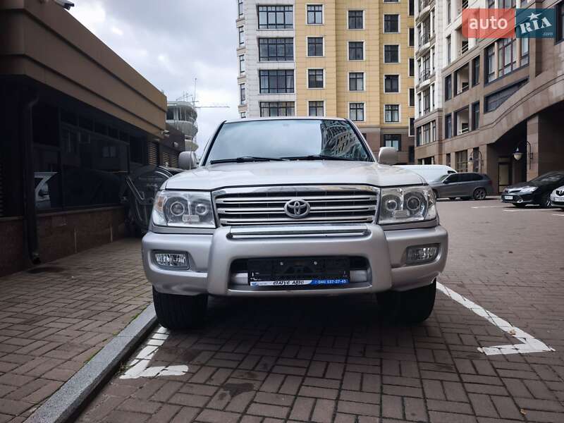 Позашляховик / Кросовер Toyota Land Cruiser 2005 в Києві фото Позашляховик / Кросовер Toyota Land Cruiser 2005 в Києві