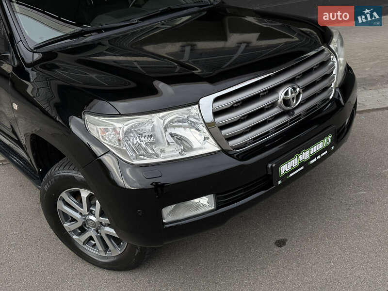 Внедорожник / Кроссовер Toyota Land Cruiser 2010 в Киеве