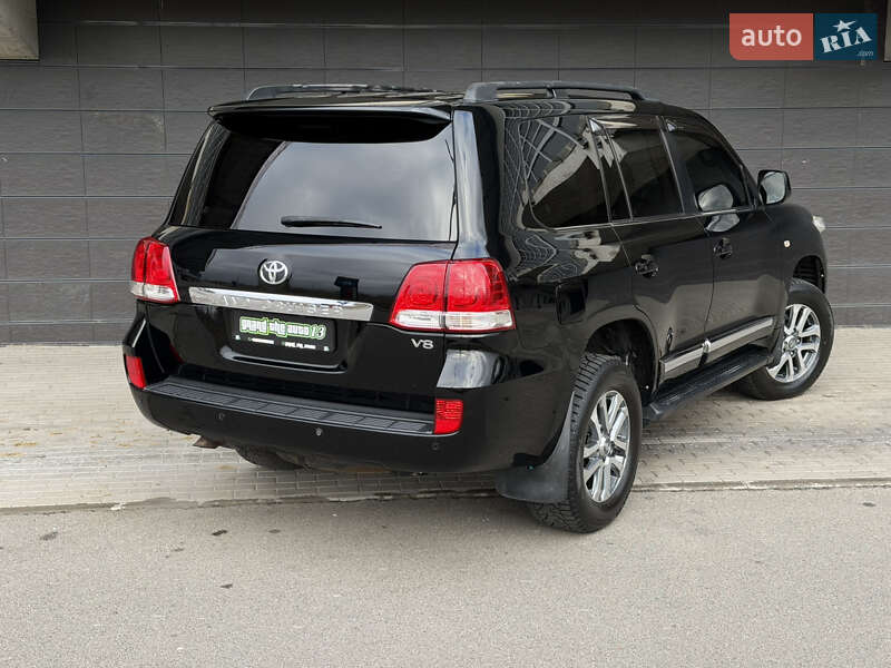 Внедорожник / Кроссовер Toyota Land Cruiser 2010 в Киеве