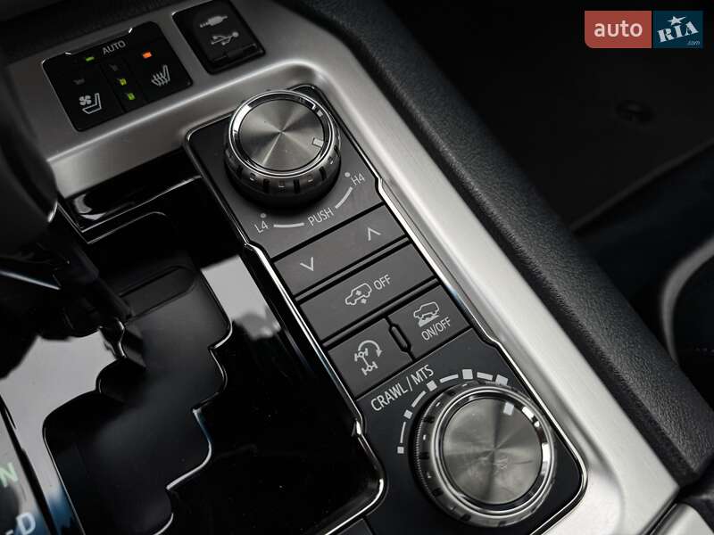 Позашляховик / Кросовер Toyota Land Cruiser 2018 в Києві