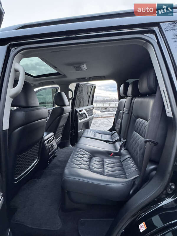Внедорожник / Кроссовер Toyota Land Cruiser 2018 в Киеве фото 21 Внедорожник / Кроссовер Toyota Land Cruiser 2018 в Киеве