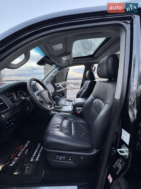 Внедорожник / Кроссовер Toyota Land Cruiser 2018 в Киеве фото 25 Внедорожник / Кроссовер Toyota Land Cruiser 2018 в Киеве