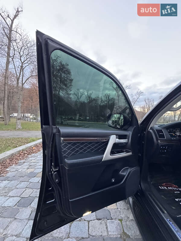 Внедорожник / Кроссовер Toyota Land Cruiser 2018 в Киеве фото 33 Внедорожник / Кроссовер Toyota Land Cruiser 2018 в Киеве