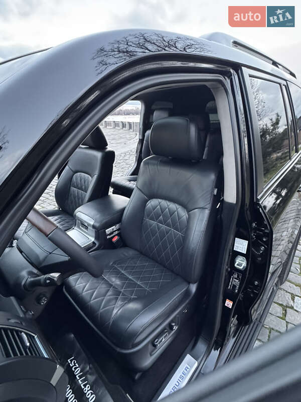 Внедорожник / Кроссовер Toyota Land Cruiser 2018 в Киеве фото 36 Внедорожник / Кроссовер Toyota Land Cruiser 2018 в Киеве