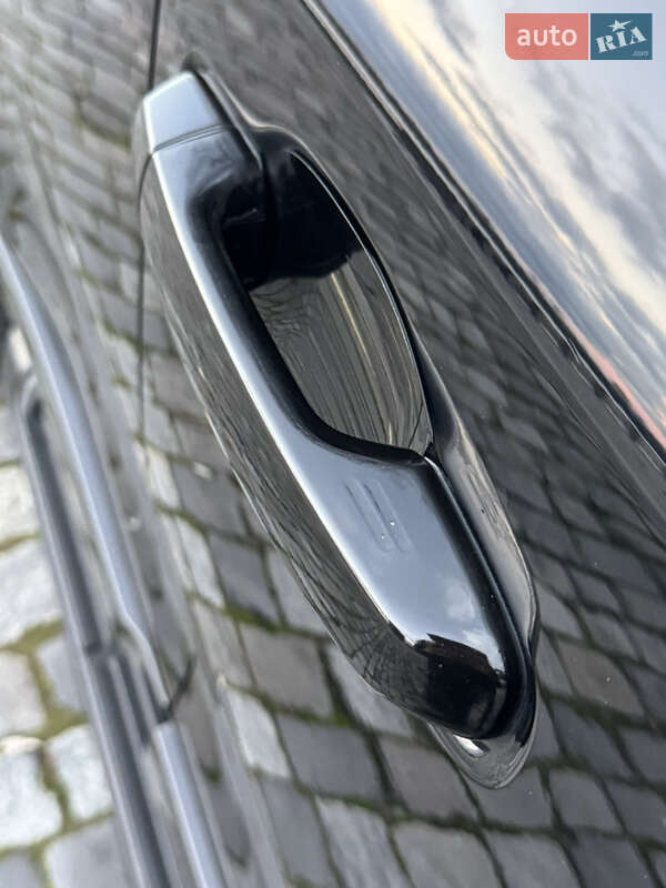 Внедорожник / Кроссовер Toyota Land Cruiser 2018 в Киеве фото 54 Внедорожник / Кроссовер Toyota Land Cruiser 2018 в Киеве