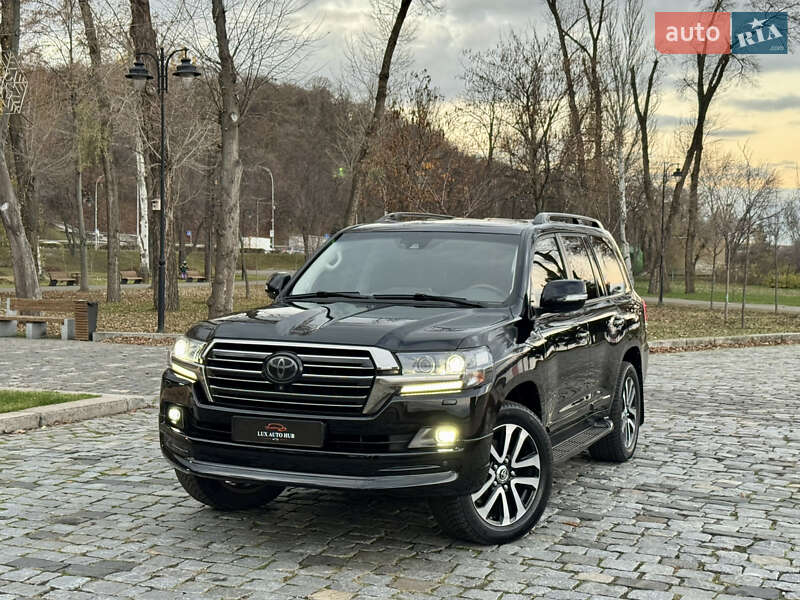 Внедорожник / Кроссовер Toyota Land Cruiser 2018 в Киеве фото 89 Внедорожник / Кроссовер Toyota Land Cruiser 2018 в Киеве