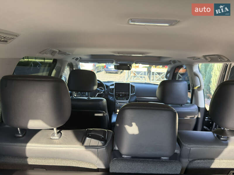 Внедорожник / Кроссовер Toyota Land Cruiser 2020 в Коростышеве