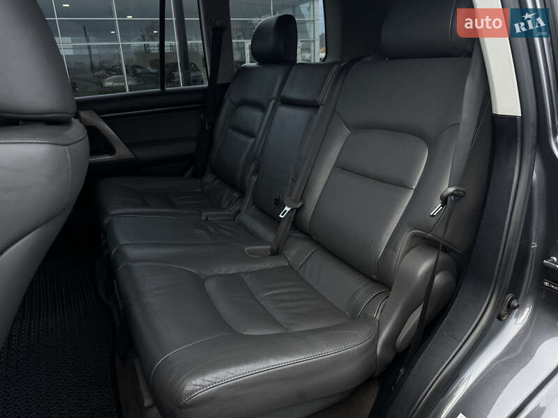 Позашляховик / Кросовер Toyota Land Cruiser 2010 в Мукачевому фото 40 Позашляховик / Кросовер Toyota Land Cruiser 2010 в Мукачевому