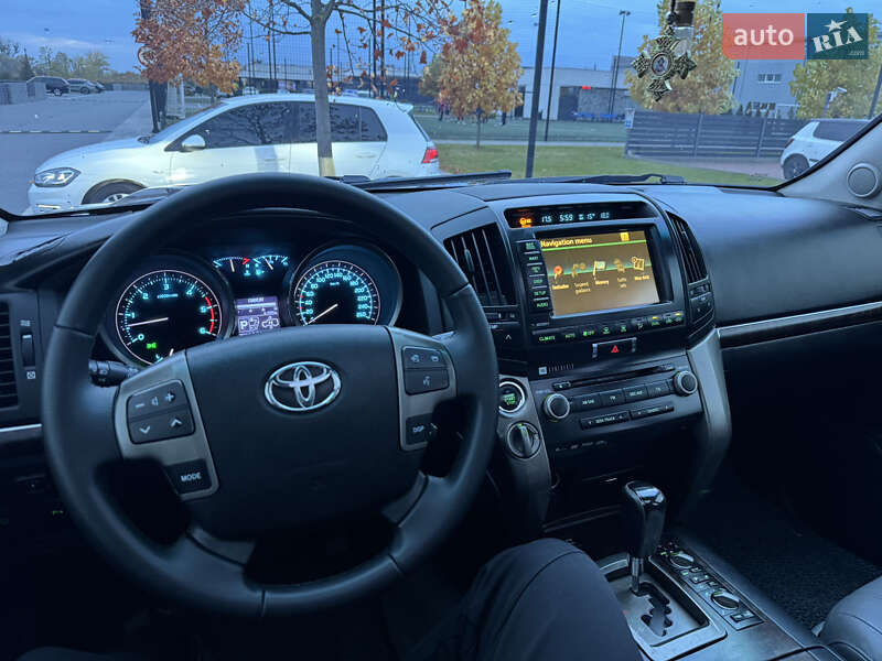 Позашляховик / Кросовер Toyota Land Cruiser 2010 в Мукачевому фото 71 Позашляховик / Кросовер Toyota Land Cruiser 2010 в Мукачевому