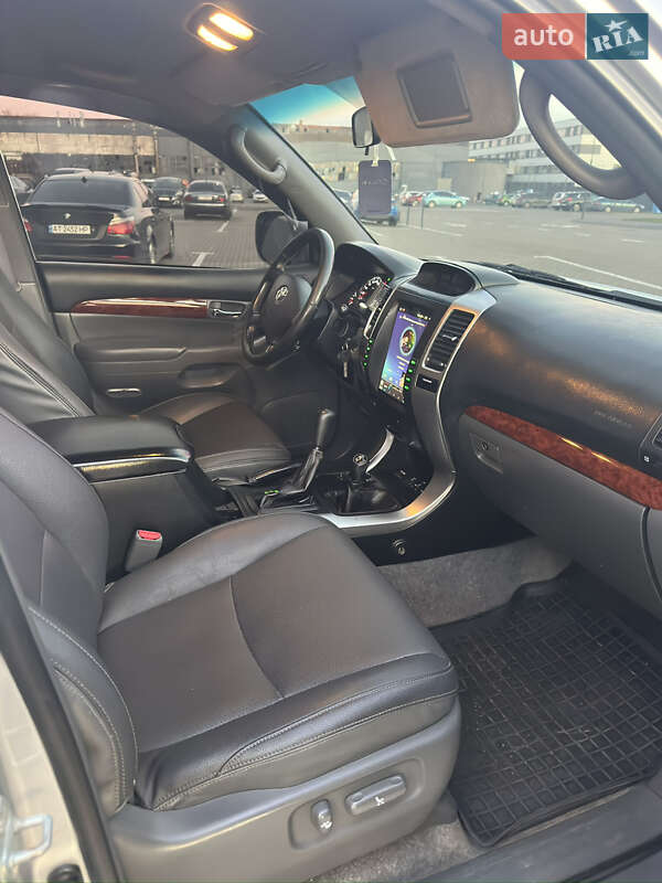 Внедорожник / Кроссовер Toyota Land Cruiser 2007 в Ивано-Франковске фото 25 Внедорожник / Кроссовер Toyota Land Cruiser 2007 в Ивано-Франковске