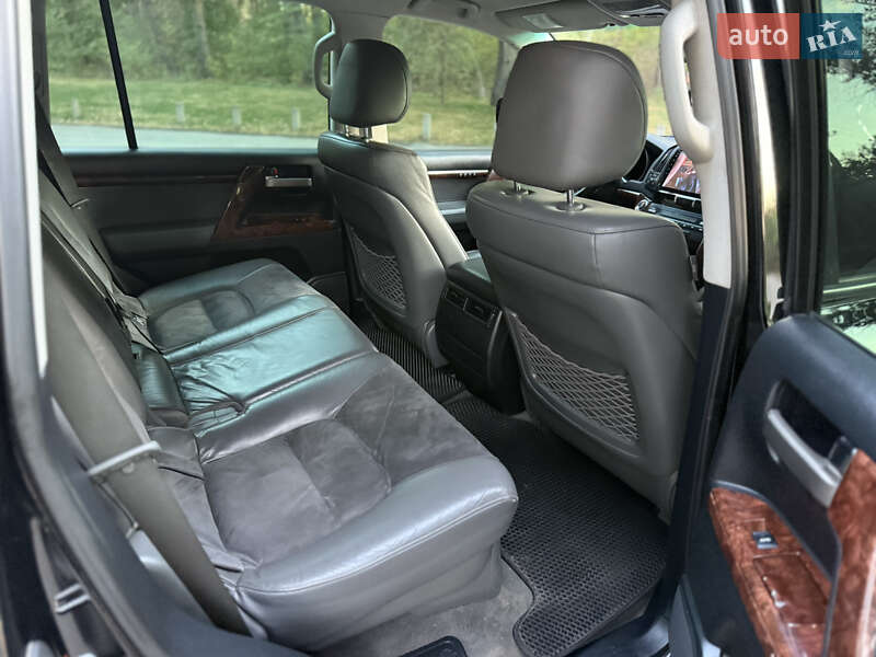 Внедорожник / Кроссовер Toyota Land Cruiser 2007 в Новомосковске фото 21 Внедорожник / Кроссовер Toyota Land Cruiser 2007 в Новомосковске