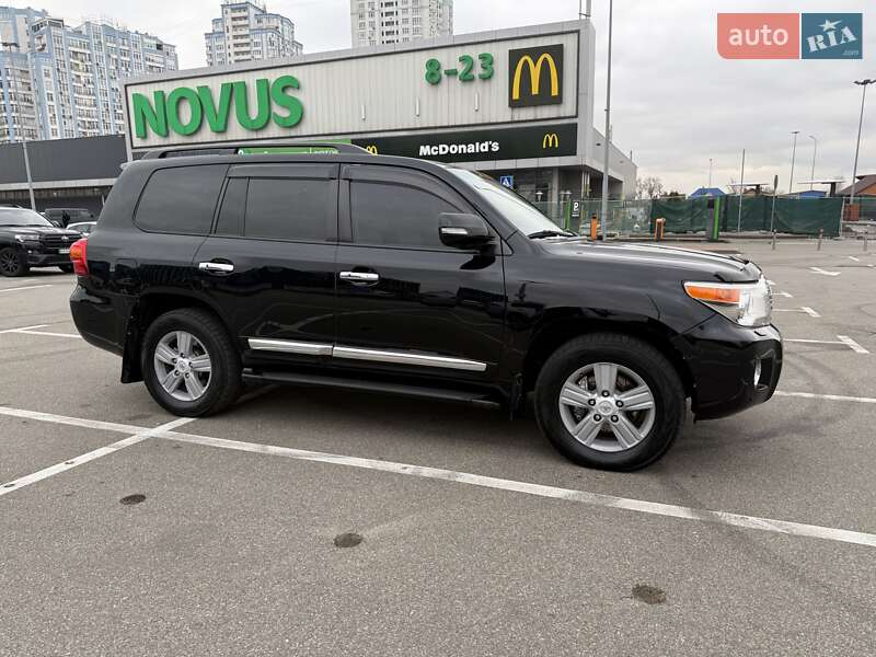 Внедорожник / Кроссовер Toyota Land Cruiser 2013 в Киеве