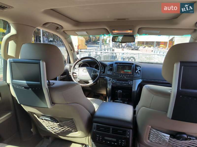 Внедорожник / Кроссовер Toyota Land Cruiser 2008 в Киеве