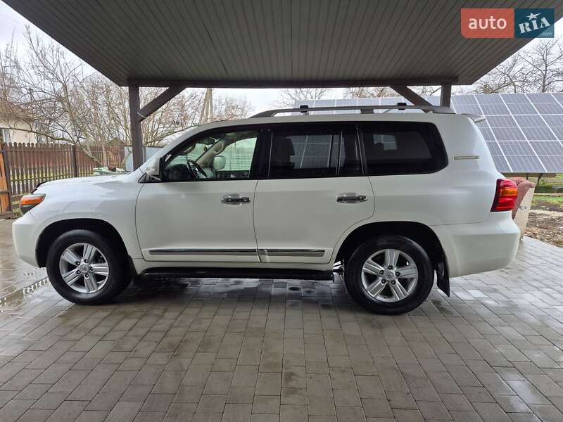 Внедорожник / Кроссовер Toyota Land Cruiser 2014 в Берегово