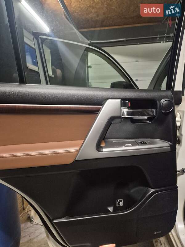 Внедорожник / Кроссовер Toyota Land Cruiser 2014 в Берегово