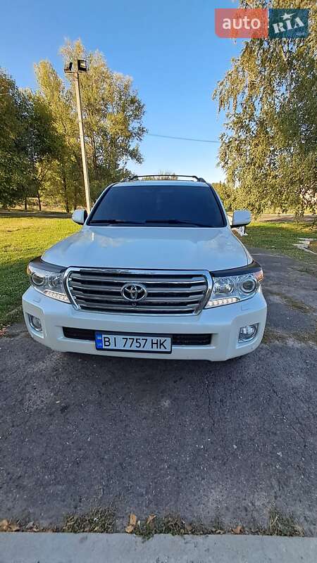 Внедорожник / Кроссовер Toyota Land Cruiser 2012 в Полтаве фото 6 Внедорожник / Кроссовер Toyota Land Cruiser 2012 в Полтаве