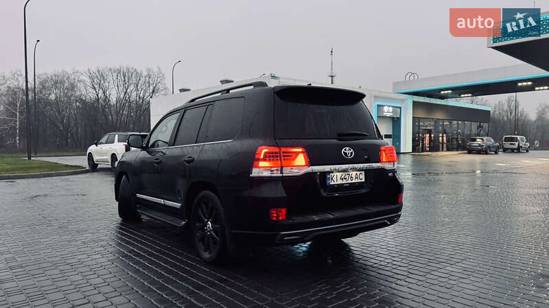 Внедорожник / Кроссовер Toyota Land Cruiser 2018 в Киеве