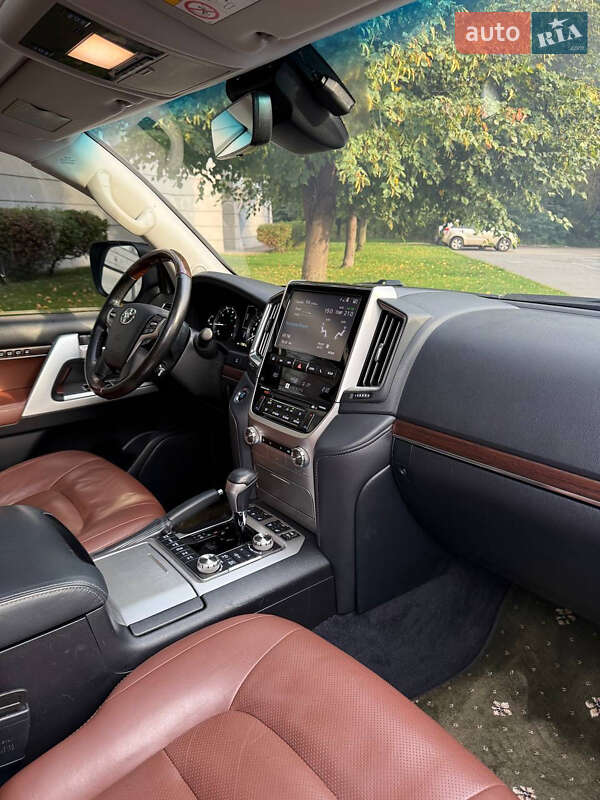 Внедорожник / Кроссовер Toyota Land Cruiser 2016 в Киеве