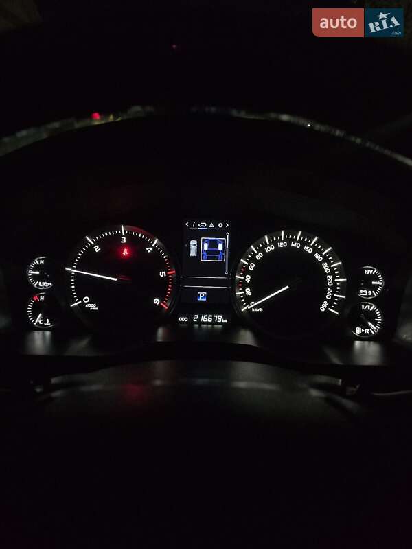 Внедорожник / Кроссовер Toyota Land Cruiser 2018 в Олевске фото 12 Внедорожник / Кроссовер Toyota Land Cruiser 2018 в Олевске