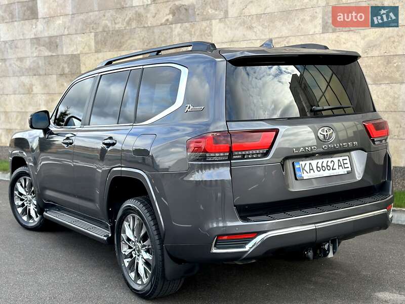 Внедорожник / Кроссовер Toyota Land Cruiser 2021 в Киеве