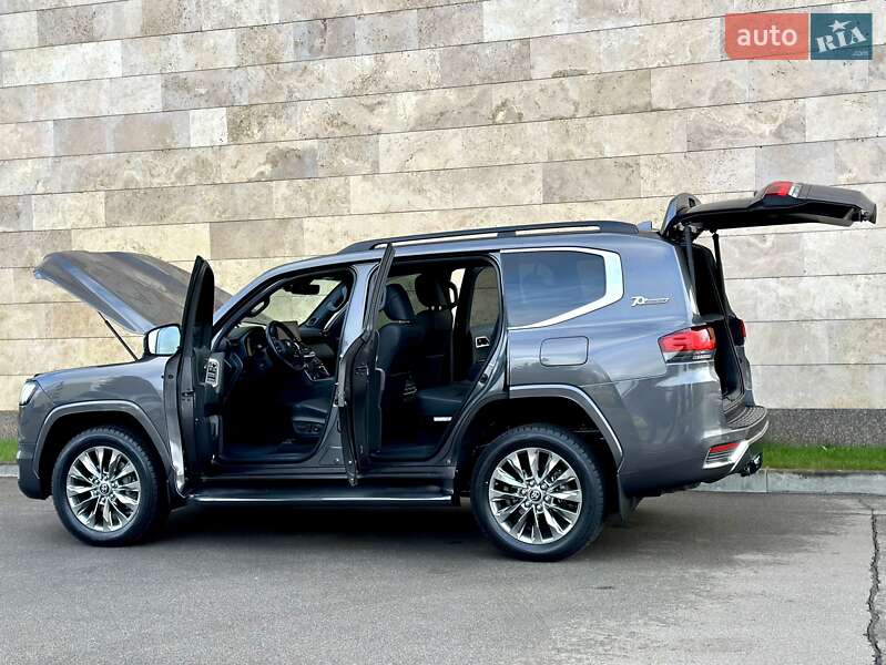 Внедорожник / Кроссовер Toyota Land Cruiser 2021 в Киеве