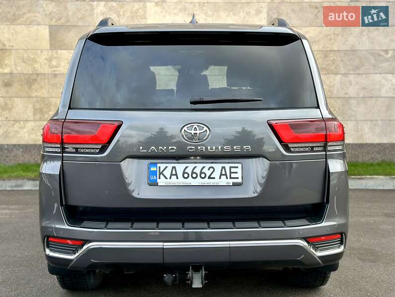 Внедорожник / Кроссовер Toyota Land Cruiser 2021 в Киеве