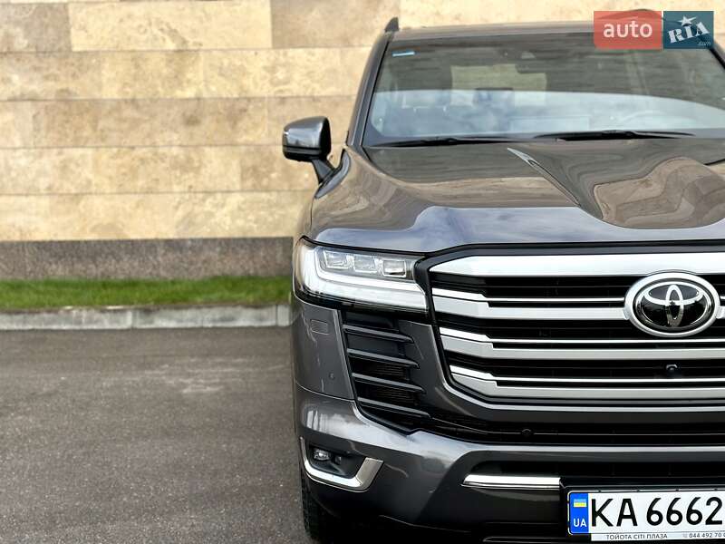 Внедорожник / Кроссовер Toyota Land Cruiser 2021 в Киеве