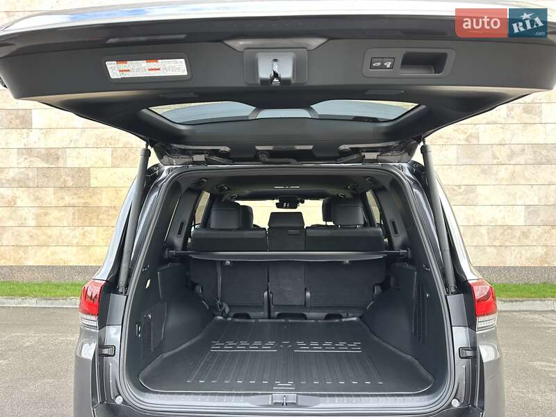 Внедорожник / Кроссовер Toyota Land Cruiser 2021 в Киеве