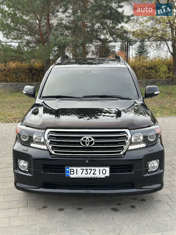 Внедорожник / Кроссовер Toyota Land Cruiser 2012 в Кременчуге